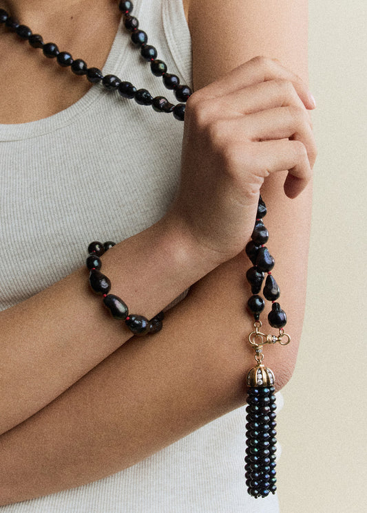 Nyx Long Baroque Pearl Necklace