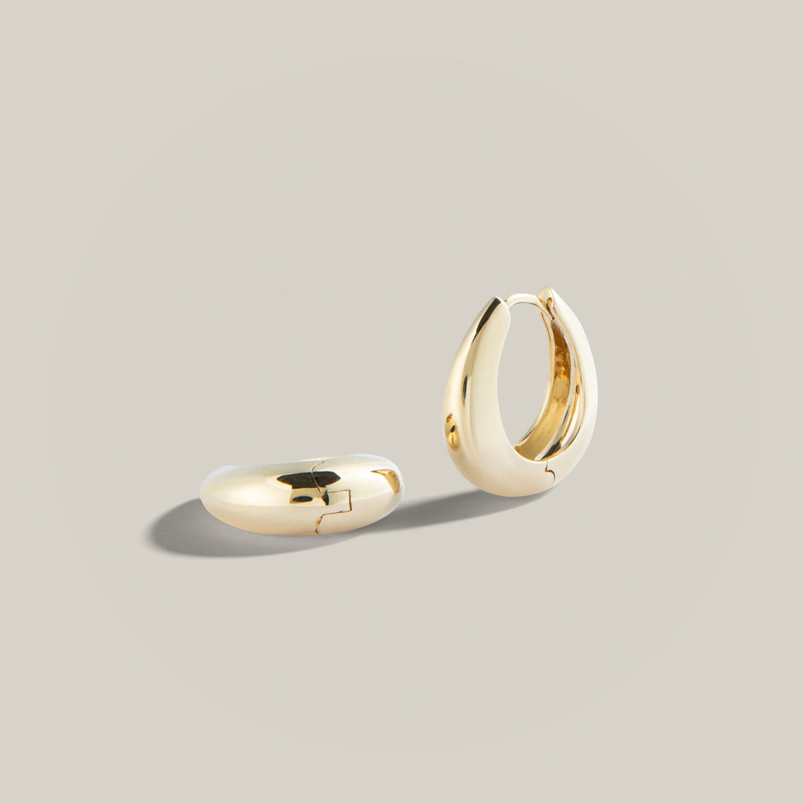 Polished Finish Gold Dust Oval Hoops